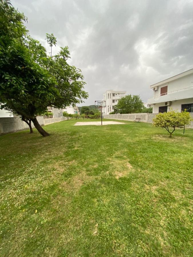 Apartments Toni Улцинь Экстерьер фото