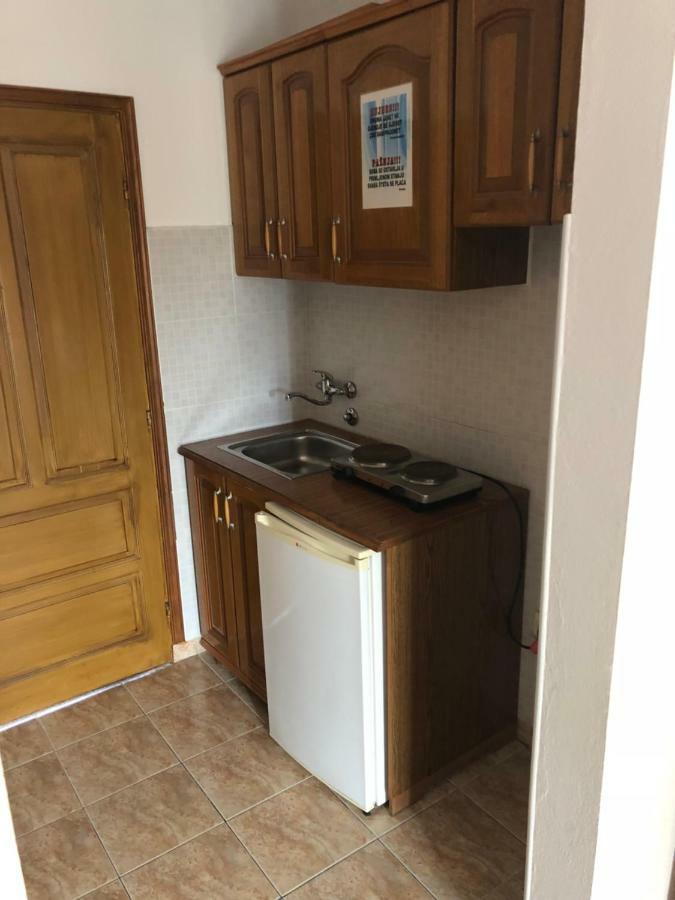 Apartments Toni Улцинь Экстерьер фото